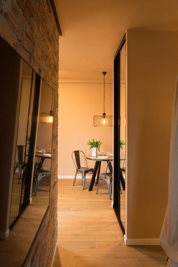 Uniejow Apartments * Uniejow